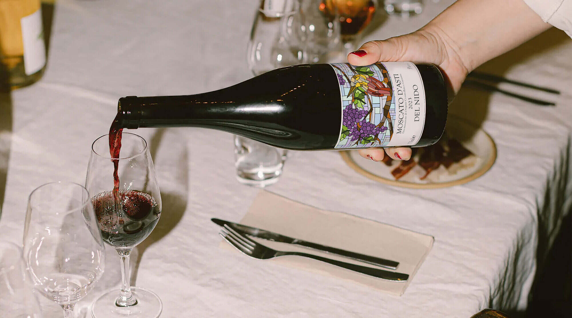 Red wine_RL photo_2_old text